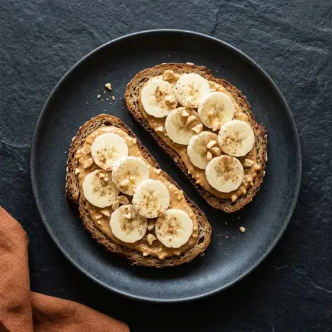 Tosty z masłem orzechowym i bananem